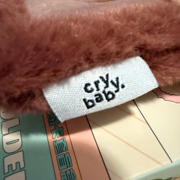 Pop Mart Crybaby Crying Again Card Holder - Picture 5 of 12